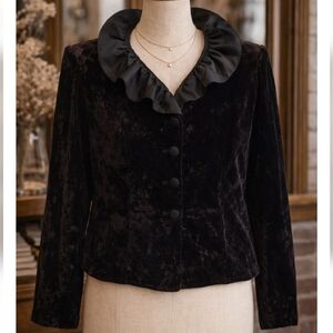 PATRA VELVET JACKET WITH RUFFLE COLLAR